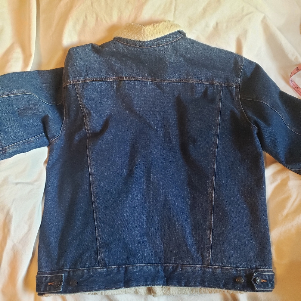 Jacket - Picture 5 of 5